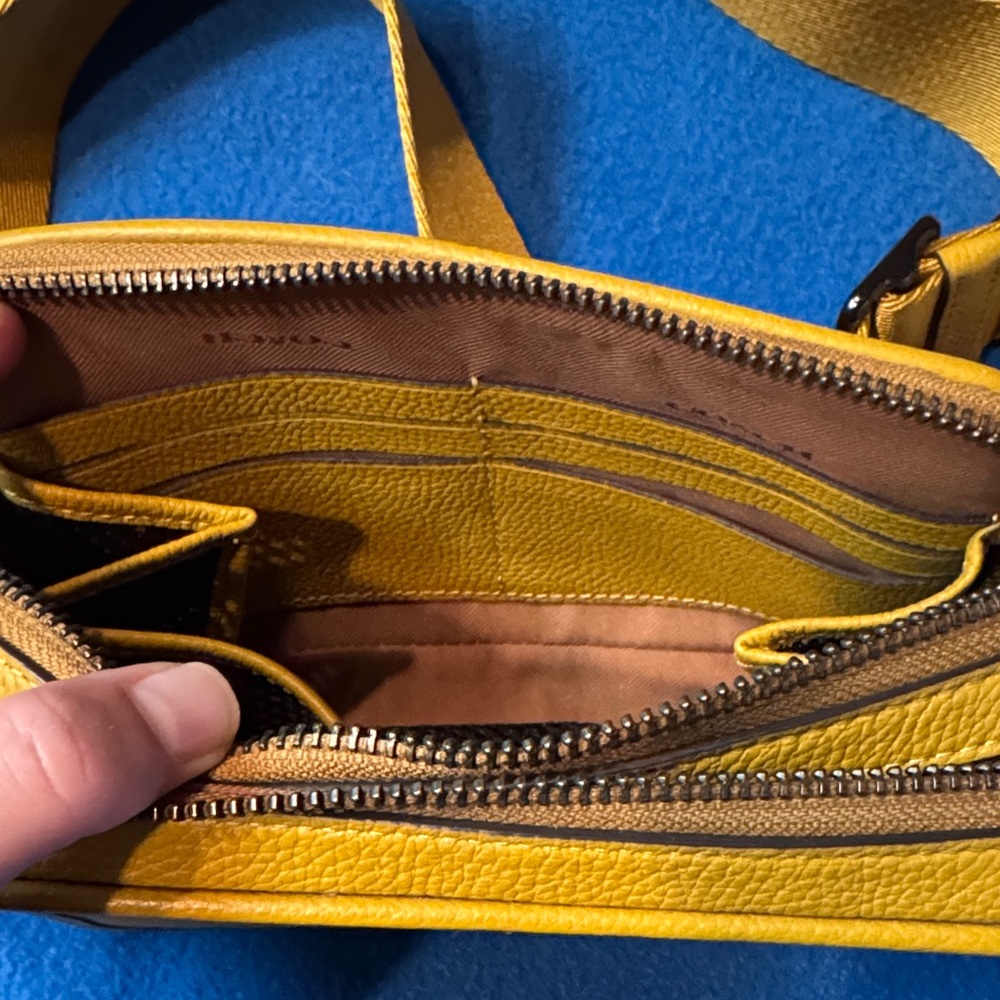 Coach Mustard Yellow Crossbody Bag with Skull Coin Pouch - Picture 7 of 11